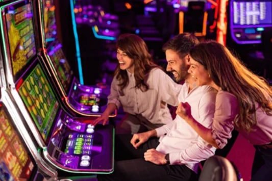 li777 ဘင်ဂို Chat Room မြန်မာ ဖောက်သည်များ Social Gaming